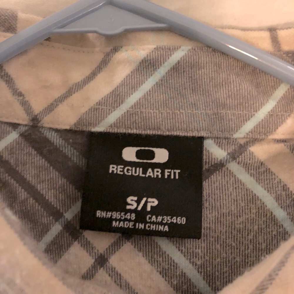 Oakley flannel long sleeve button down shirt. - Picture 3 of 3
